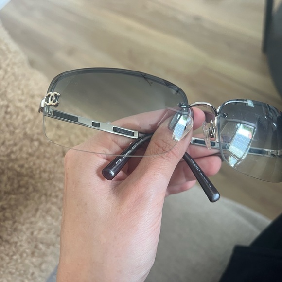 Chanel Sunglasses authentic - Picture 2 of 14